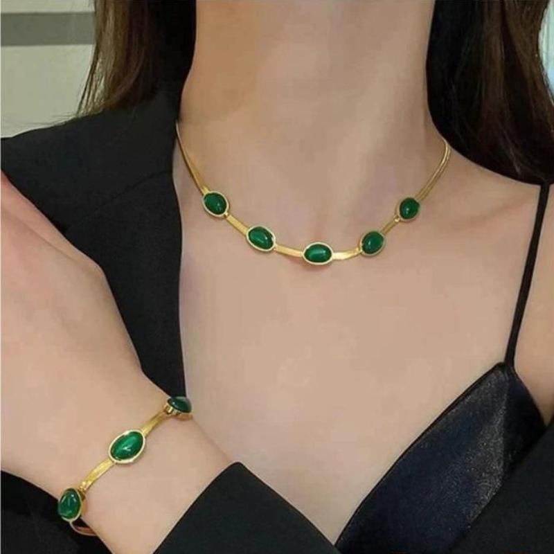 Oval Green Crystal Pendant Necklace Set With Bracelet